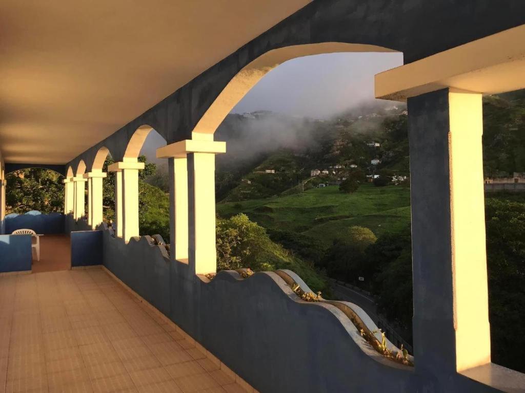 Djabraba'S Eco-Lodge Vila Nova Sintra Экстерьер фото